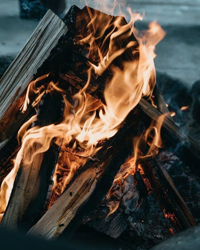 Así como el fuego convierte el cuerpo en cenizas, también es posible convertir las cenizas en un diamante conmemorativo